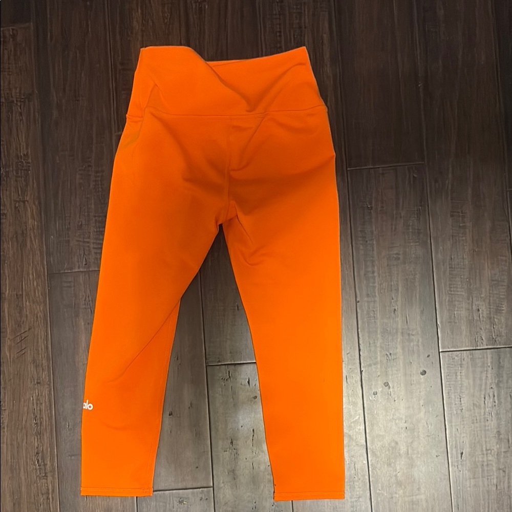 Vibrant Orange ALO leggings